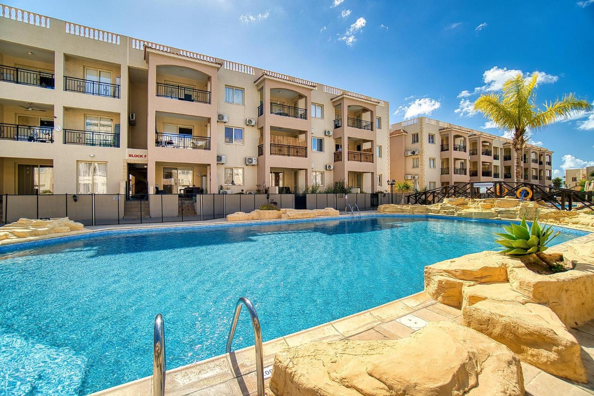 Ferienwohnung Royal Seacrest F G6 Paphos Exterior foto